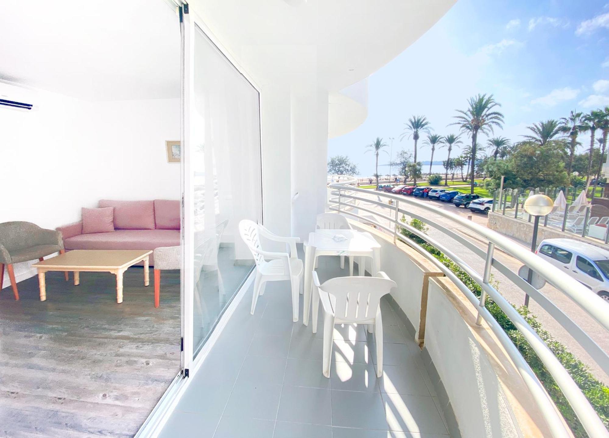Apartamentos Morito Beach Кала Милор Екстериор снимка